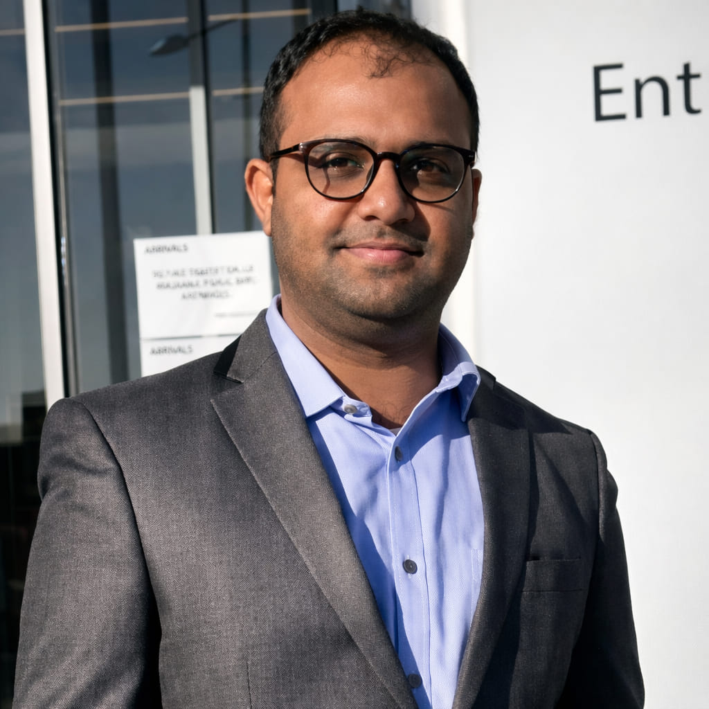 AAKASH SAXENA